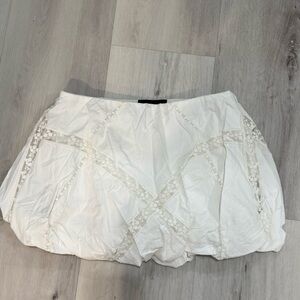 Zara White Mini Skirt with Black Label Detail